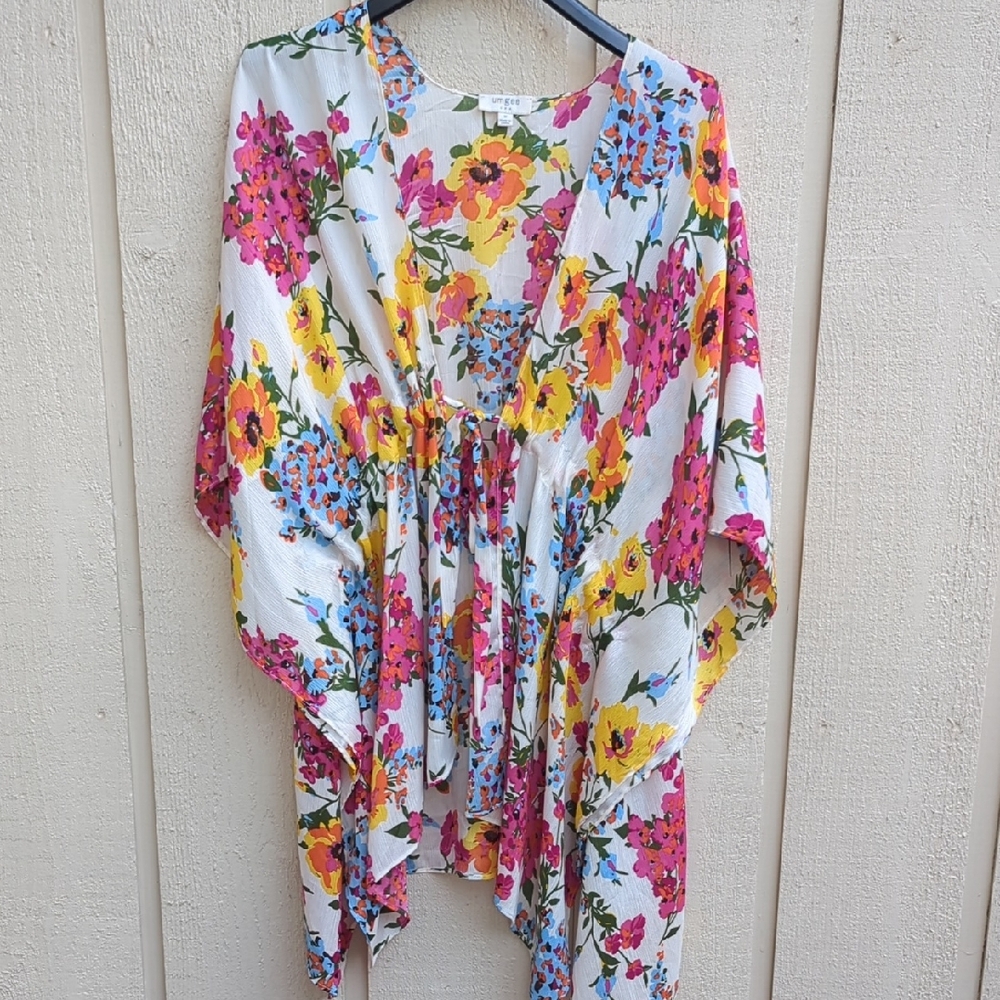 Umgee Pink and White Relaxed Tunic with Tie Front